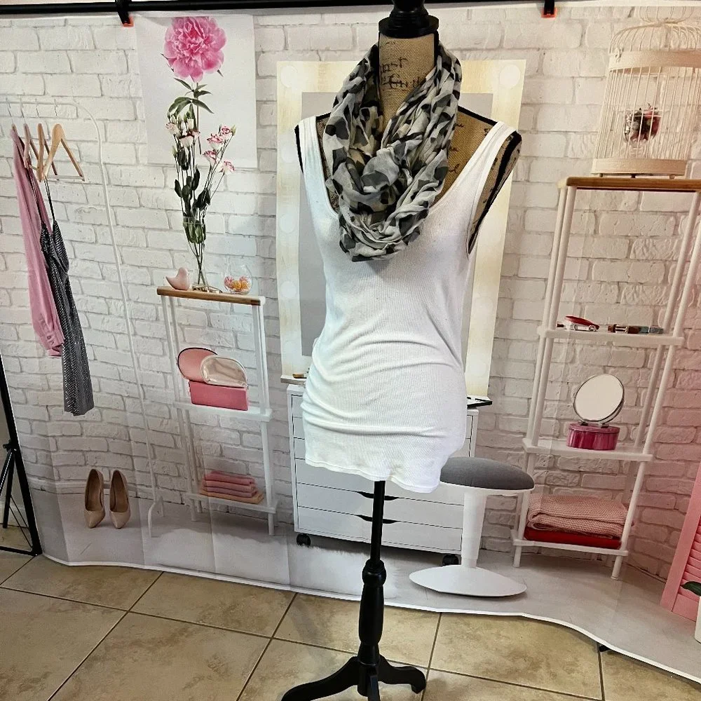 Infinity Scarf - Picture 1 of 1